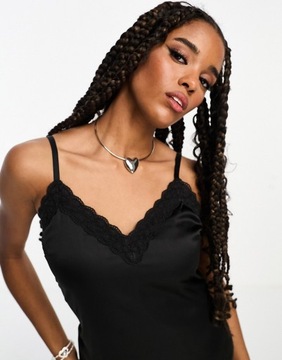 Hollister Czarna satynowa sukienka mini na ramiączkach Koronka S