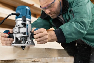 НАБОР BOSCH ИЗ 30 РЕЗКОВ ПО ДЕРЕВО, хвостовик 8 мм