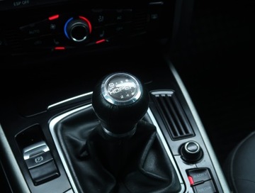 Audi A4 B8 Avant 2.0 TDI 143KM 2009 Audi A4 2.0 TDI, Klima, Klimatronic, Tempomat, zdjęcie 19
