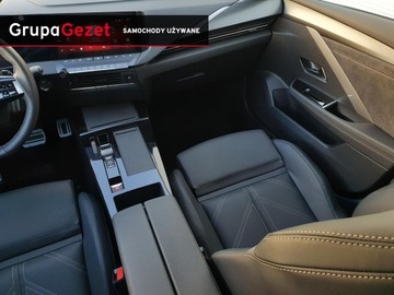 Opel Astra L Hatchback Plug-In 1.6 Turbo Plug-In Hybrid 180KM 2023 Opel Astra Ultimate 1.6 PHEV Plug-in Hybrid 180KM AT8 | Wyprzedaż Demo, zdjęcie 10