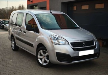 Peugeot Partner II Furgon L1 Facelifting 1.6 HDi 92KM 2014 Peugeot Partner Peugeot Partner 1.6 HDi Outdoor 1.6 Diesel 92KM, zdjęcie 3