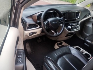 Chrysler Pacifica II 3.6 V6 291KM 2022 Chrysler Pacifica 2022 / 38tys.km, zdjęcie 6