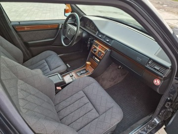 Mercedes Klasa E W210 1996 Mercedes E 220 BEZ KOROZJI *automat* bezwypadkowy, zdjęcie 10