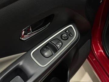 Nissan Micra V 0.9 IG-T 90KM 2017 Nissan Micra Tekna / Kamera 360° / LED / 1 właścic, zdjęcie 18