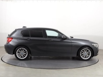 BMW Seria 1 F20-F21 Hatchback 5d 118i 170KM 2011 BMW 1 118i, Skóra, Xenon, Bi-Xenon, Klima, zdjęcie 5