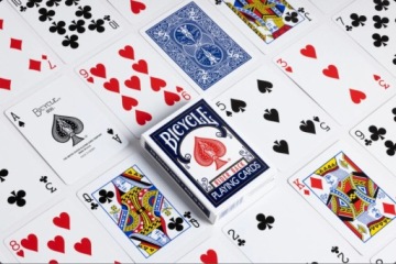 ИГРОВЫЕ КАРТЫ «ВЕЛОСИПЕДНИК» 2 КОЛОДЫ В КОРОБКЕ ЗНАЧИТЕЛЬНЫЕ КОЛОДЫ ИЗ США