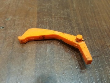 STIHL 009 010 011 012 РЫЧАГ ТРОСОВАЯ КНОПКА