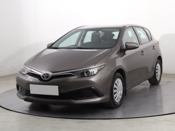 Toyota Auris II Hatchback 5d Facelifting 1.6 Valvematic 132KM 2018 Toyota Auris 1.6 Valvematic, Salon Polska, zdjęcie 1