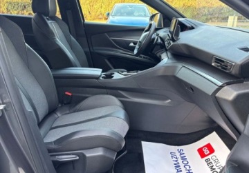 Peugeot 5008 II Crossover Facelifting 1.5 BlueHDi 130KM 2024 Peugeot 5008 1.5 BlueHDi 130KM Allure SS EAT8 Vat 23 serwis ASO 1.5 130KM, zdjęcie 15