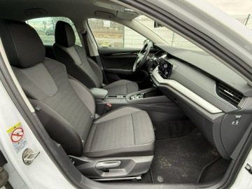 Skoda Octavia IV Liftback 2.0 TDI 115KM 2021 Škoda Octavia Skoda Octavia 2.0TDi 150KM 2021, zdjęcie 14