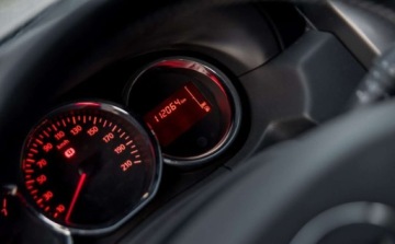 Dacia Duster I SUV Facelifting 1.2 TCe 125KM 2015 Dacia Duster Dacia Duster 1.2 Benzyna 125KM, zdjęcie 8