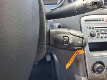 Peugeot 308 I Kombi 1.4 16v 98KM 2011 Peugeot 308 1,4 16v 98KM klima elektryka grz.fotele oplacony 1.4 Benzyna, zdjęcie 13