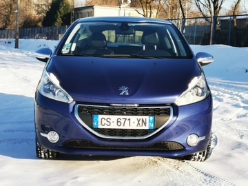 Peugeot 208 I Hatchback 3d 1.6 THP 155KM 2013 PEUGEOT 208 Hatchback 3d 1.6 e-HDI 115KM, Przygotowany do rejestracji, zdjęcie 1