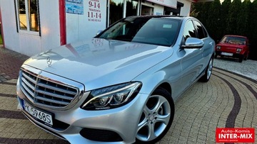 Mercedes Klasa C W205 2016 Mercedes-Benz Klasa C Mercedes-Benz C 300 4 MATIC 2.0 Benzyna 245KM