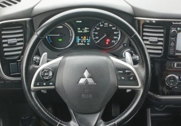 Mitsubishi Outlander III 2014 Mitsubishi Outlander Zarejestrowany - ubezpieczony - automat - 2,0 - 121 KM, zdjęcie 23