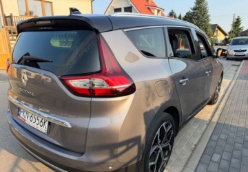 Renault Grand Scenic III 1.3 Energy TCe 140KM 2021 Renault Grand Scenic Renault Grand Scenic TCe 140 GPF LIMITED 1.3 Benzyna, zdjęcie 15