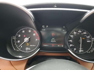 Alfa Romeo Giulia II Sedan 2.0 TBi 280KM 2019 Alfa Romeo Giulia Ti 2019 2.0l 2.0 Benzyna 280KM, zdjęcie 9