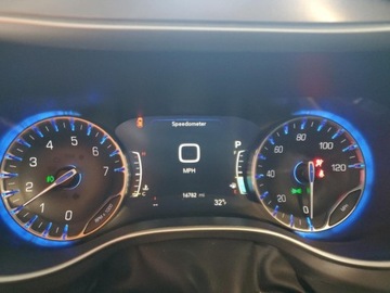 Chrysler Pacifica II 2023 Chrysler Pacifica Touring L 2023 3.6l 3.6 Benzyna 287KM, zdjęcie 9