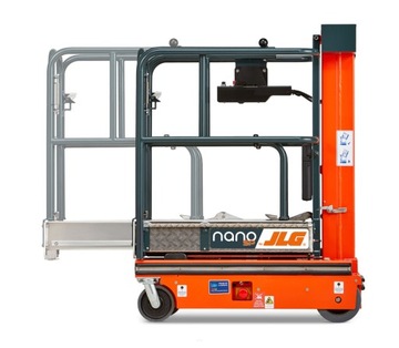 Podnośnik osobowy podest ruchomy przejezdny JLG