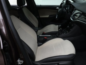 Opel Astra K Hatchback 5d 1.4 Turbo 150KM 2016 Opel Astra 1.4 T, Salon Polska, Serwis ASO, Skóra, zdjęcie 8