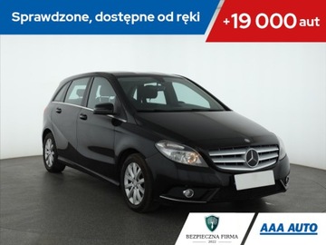 Mercedes Klasa B W246 Sports Tourer 180 BlueEFFICIENCY 122KM 2014 Mercedes B B 180, Navi, Klima, Parktronic