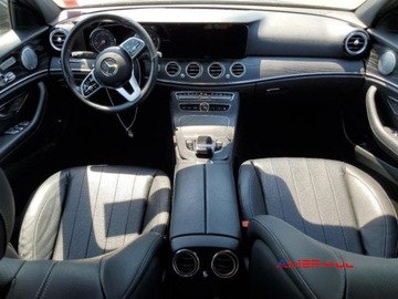Mercedes Klasa E W213 2019 Mercedes-Benz Klasa E 2019r., E300 4Matic, 2.0L 2.0 Benzyna 241KM, zdjęcie 7