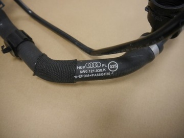 AUDI A4 A5 8W PŘÍVOD VODY 8W0121030K