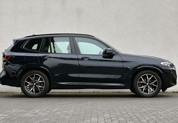 BMW X3 G01 SUV Facelifting 2.0 20d 190KM 2024 BMW X3 xDrive20d 190km, PAKIET SPORTOWY M, Kamera cofania, Czarny Karbon 4, zdjęcie 2