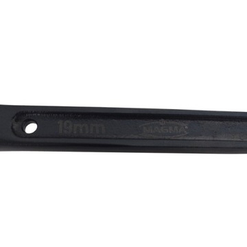 Ключ 19 - 22 мм с трещоткой для сборки лесов.