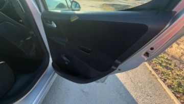 Peugeot 207 Hatchback 5d 1.4 75KM 2010 Peugeot 207 Raty 1.4 8V benz 75KM Starsza jednostka bez awaryjna KLIMA GW, zdjęcie 17