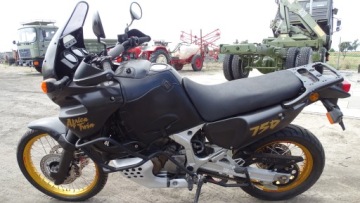 Honda Africa Twin XRV 750 Крышка Заправка Воздухоотводчик