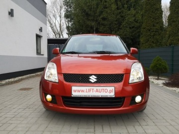 Suzuki Swift IV Hatchback 5d 1.3 92KM 2009 Suzuki Swift 1,328 16v 92KM Klimatyzacja Alu, zdjęcie 1