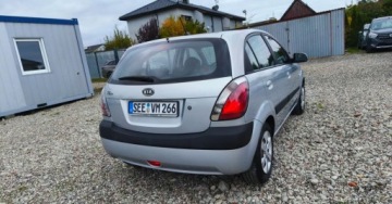 Kia Rio II Sedan 1.4 i 16V 97KM 2009 Kia Rio Kia Rio 1.4 Benzyna 97KM, zdjęcie 7