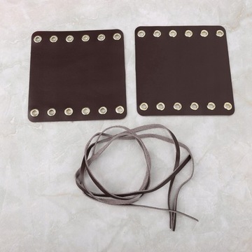 Кожаные чехлы на руль мотоцикла.