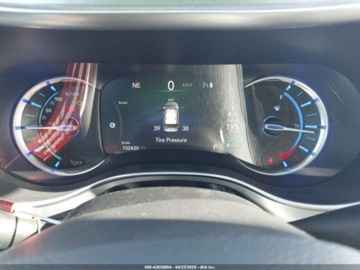 Chrysler Pacifica II 2017 Chrysler Pacifica Hybrid Platinum 2017 3.6l 3.6 Hybryda 260KM, zdjęcie 10