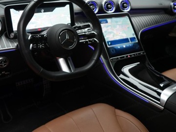 Mercedes CLE Coupe 2.0 300 258KM 2025 MERCEDES-BENZ CLE 300 4-Matic AMG Line 2.0 (258KM) 2025, zdjęcie 4