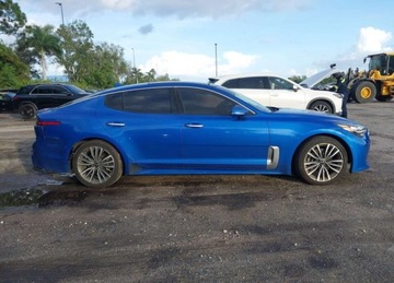 Kia Stinger 2019 Kia Stinger 2019r., Premium, 2L, od ubezpieczalni 2.0 Benzyna 259KM, zdjęcie 8
