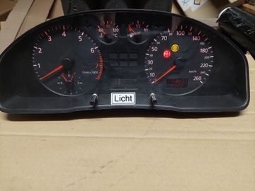 ZEGARY LICZNIK VDO AUDI A4 B5 8D0919861C 158tys km