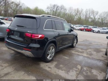 Mercedes GLB 2022 Mercedes-Benz GLB 2022 MERCEDES-BENZ GLB 250 4MATIC 2.0 Benzyna 221KM, zdjęcie 4