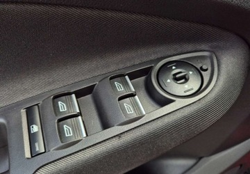 Ford C-MAX II Grand C-MAX Facelifting 1.5 TDCi 120KM 2015 Ford C-MAX 1,5 120 KM Titanium Led PDC Kamera Navi 1.5 Diesel 120KM, zdjęcie 10