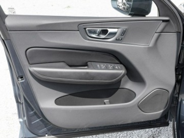 Volvo XC60 II 2023 Volvo XC 60 WD4858R#B4 D AWD Plus Bright Podgrz.f, zdjęcie 11