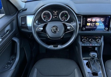 Skoda Kodiaq I SUV Facelifting 2.0 TDI SCR 150KM 2022 Skoda Kodiaq Ambition Pakiety, Podgrzewane fotele, Tempomat, KESSY, Salon, zdjęcie 5