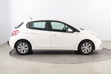 Peugeot 208 I Hatchback 3d 1.2 VTI 82KM 2013 Peugeot 208 1.2 PureTech, Klima, Tempomat, zdjęcie 5