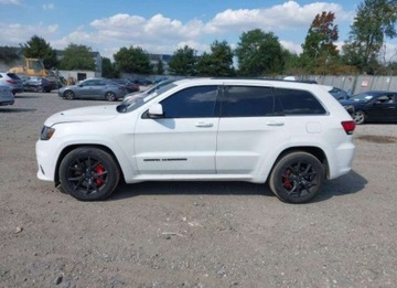 Jeep Grand Cherokee IV 2021 Jeep Grand Cherokee 2021, 6.4L, 4x4, SRT, po kradziezy 6.4 Benzyna 475KM, zdjęcie 1