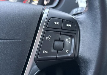 Volvo V40 II Cross Country 1.5 T3 DRIVE-E 152KM 2016 Volvo V40 1.5 Benzyna 152KM, zdjęcie 13