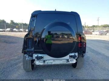 Land Rover Defender IV (L663) 2025 Land Rover Defender 110 P400 X-Dynamic SE 2025 3.0l 3.0 Benzyna 395KM, zdjęcie 4