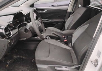 Skoda Fabia IV 1.0 MPI 80KM 2025 Skoda Fabia 2025r, 1.0 Benzyna. Uszkodzony. Poobijany. Jezdzi BenzynaLPG, zdjęcie 5