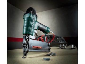 PARKSIDE Пневматический степлер для скоб и гвоздей PDT 40 G5