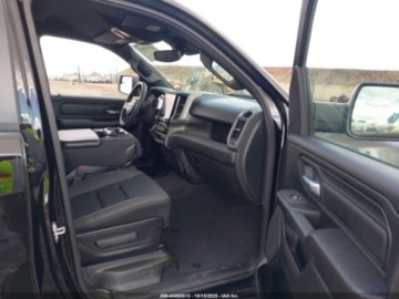  RAM 1500 TRADESMAN 4X4 57 BOX, 2025r., 4x4, 3.6L 3.6 Hybryda 305KM, zdjęcie 8