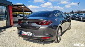 Mazda 3 IV Sedan 2.0 Skyactiv-G 122KM 2019 Mazda 3 2.0BENZ manual Navi kamera head up podgrz kierownica 2.0 Benzyna, zdjęcie 4